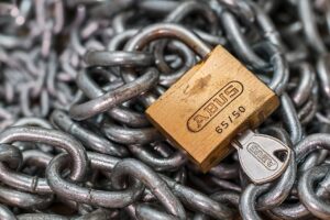 VIO美白クリームの成分は安全性チェックでどのように確認できる？