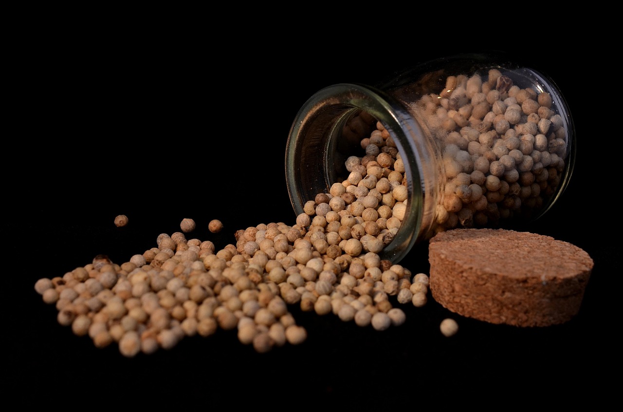 VIO美白クリームの使用量の目安はどれくらいですか？